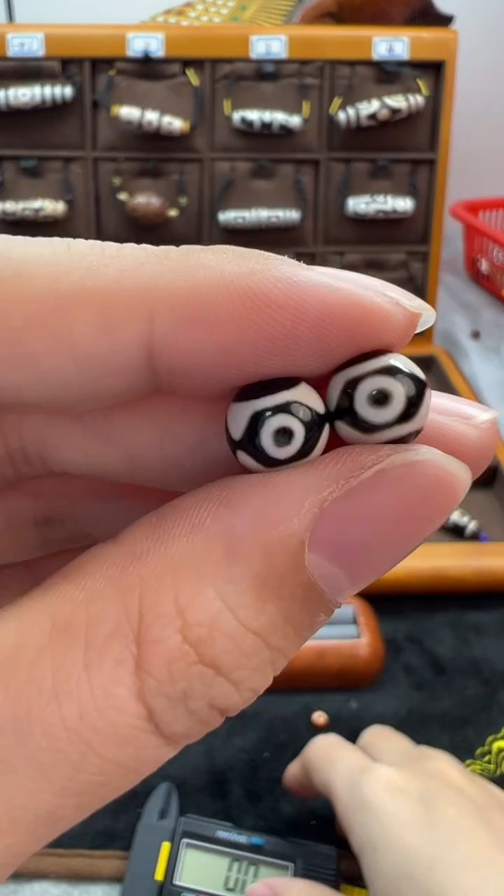 玛瑙/玉髓（覆膜）颈饰未镶嵌38（微瑕随机发货）