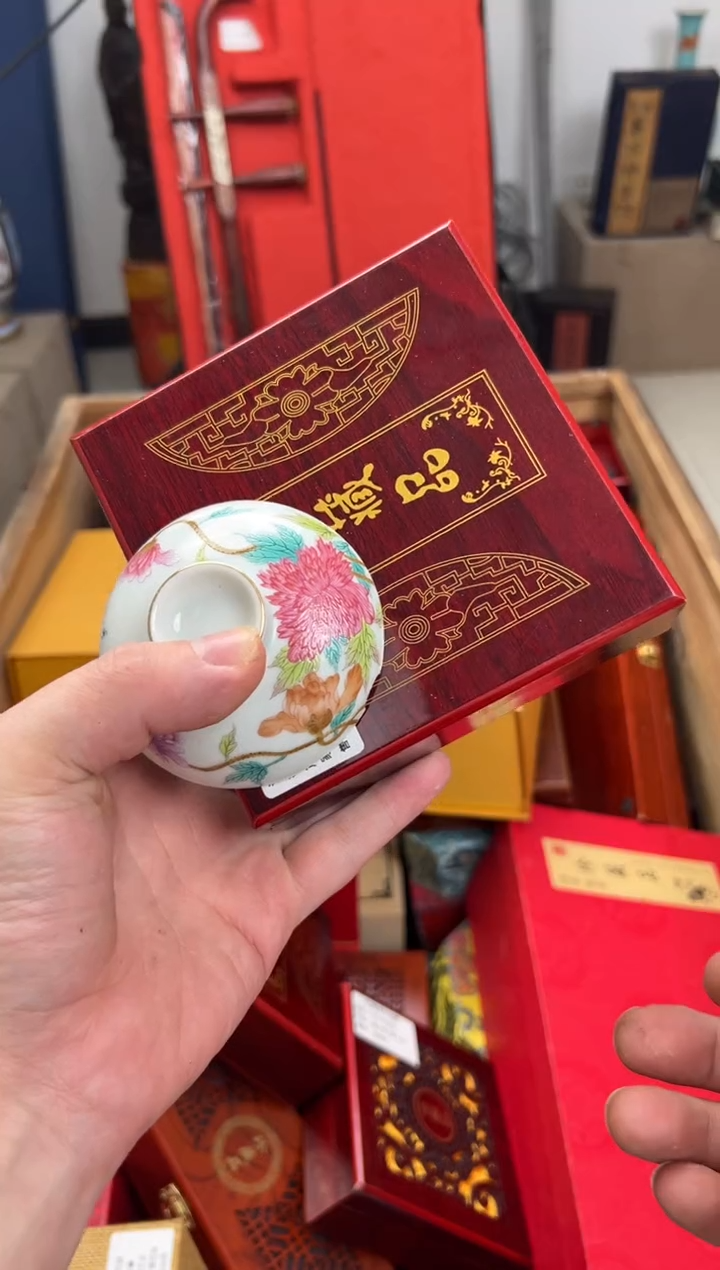 【闪购商品】瓷片————————————绿手串