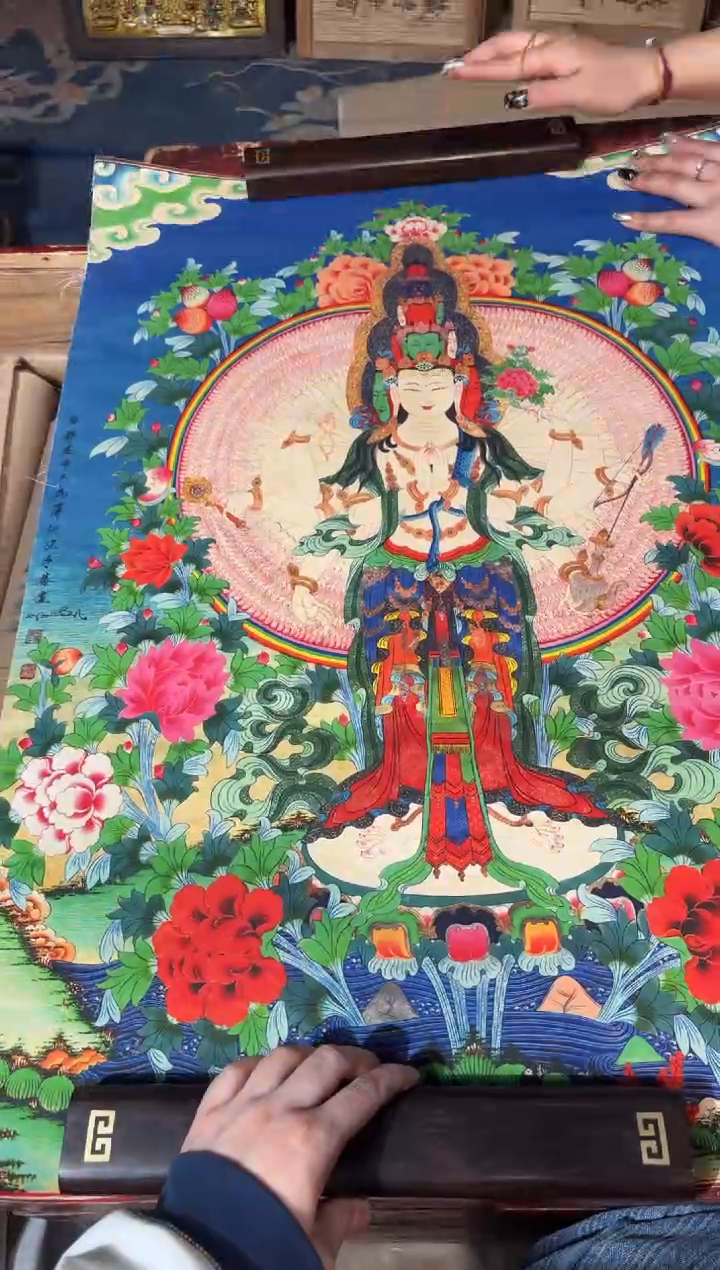 卷轴画龙妹的唐卡tk16