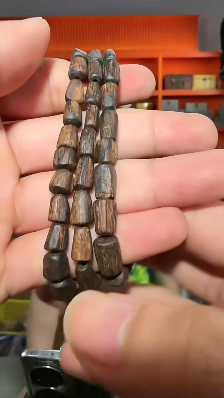 沉香手串219号单圈紫伽罗多样性发一