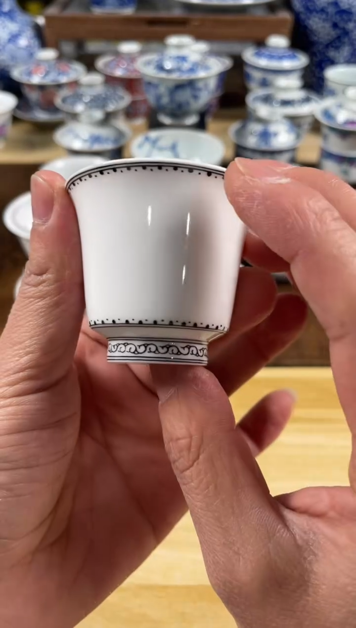 杯景德镇手工手绘墨彩边角高脚马蹄杯