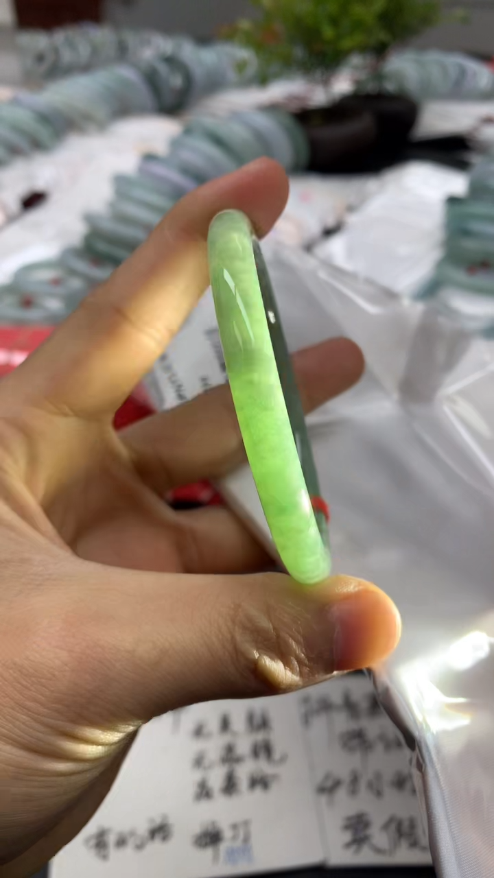 【闪购商品】翡翠手串未镶嵌手串