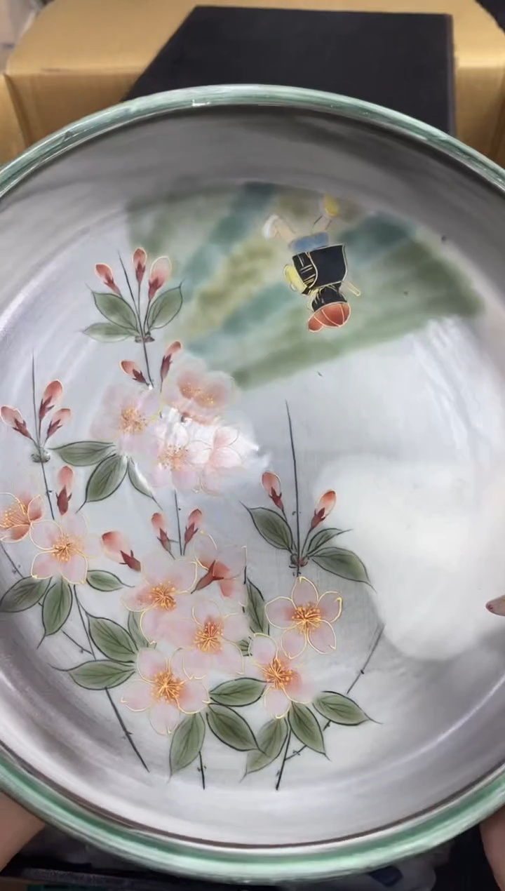 【闪购商品】瓷片隆莲瓷器欢迎大家