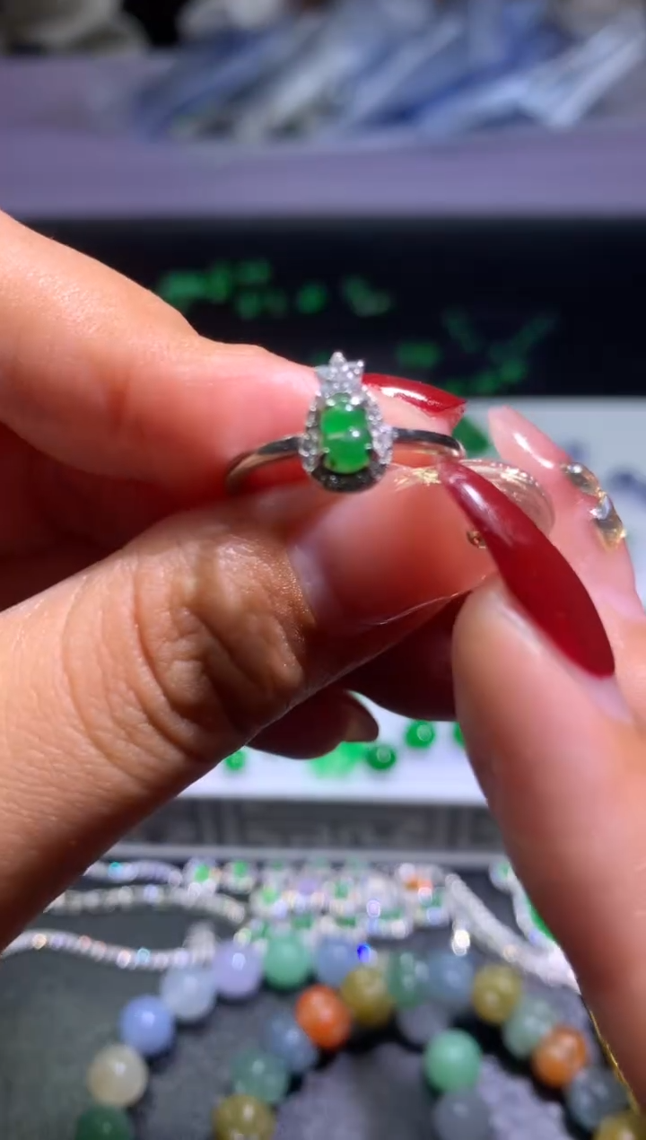 【闪购商品】翡翠颈饰银S925镶嵌净货