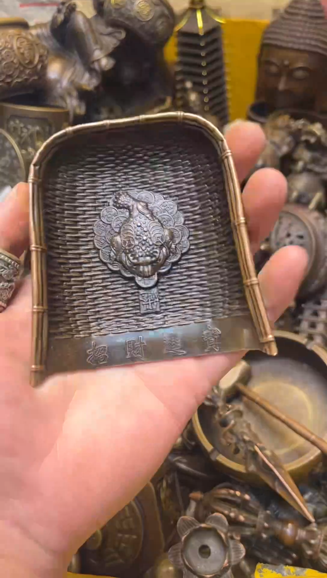 精美铜器，点击下单