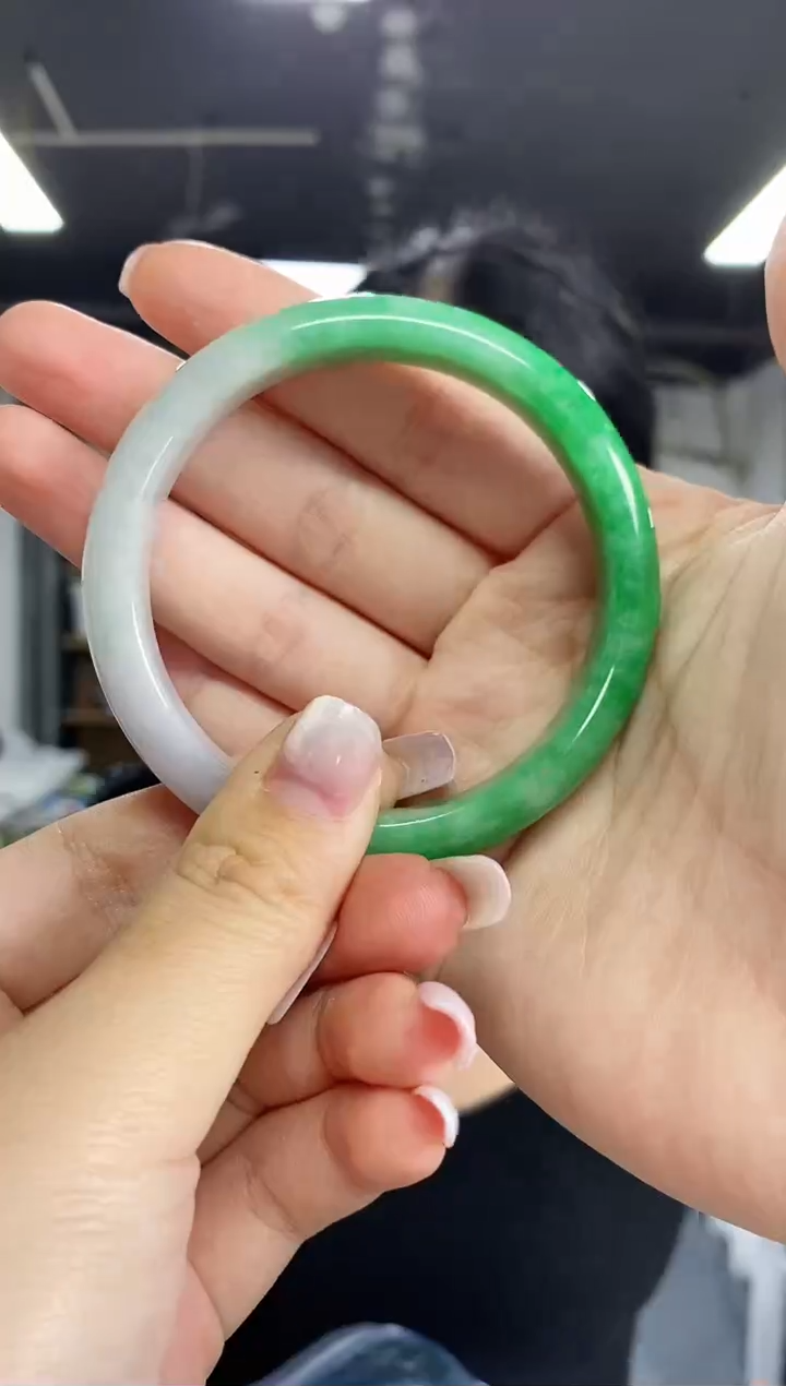 许*芬闪购链接  多样性发其一颜色微差