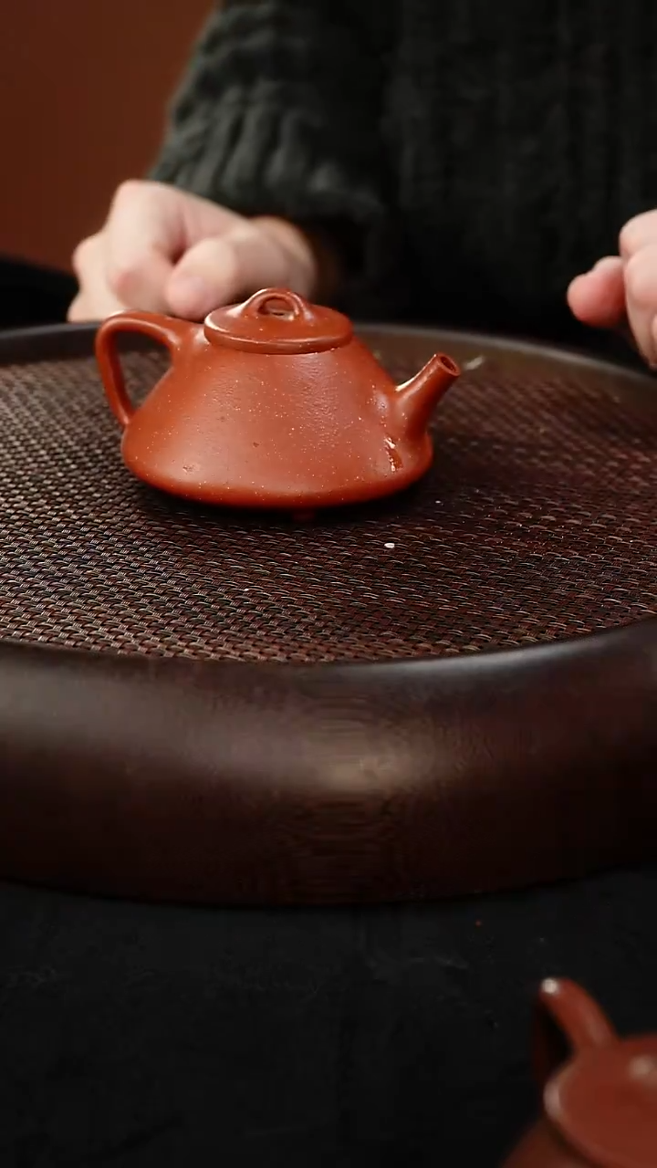 茶壶紫砂子冶石瓢 红降坡泥