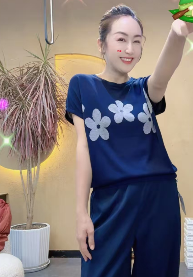 20150天美女装针织衫SM（衣长58）