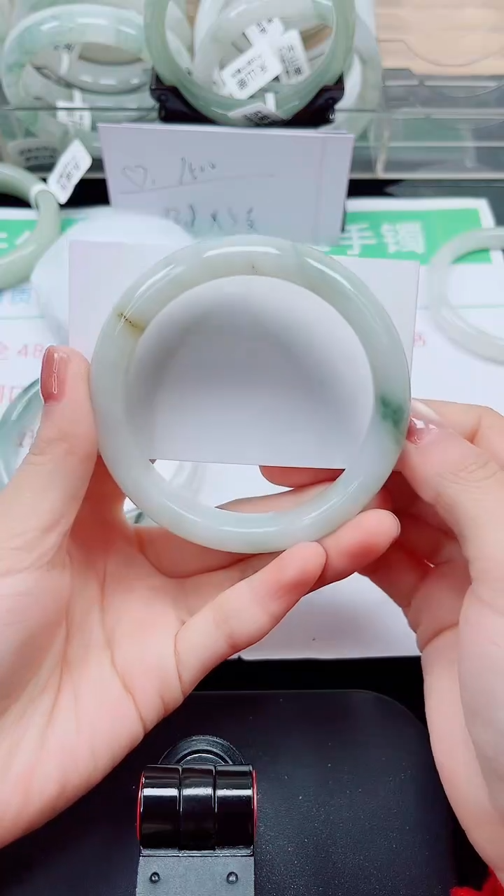 未镶嵌手镯石英质玉44-60/61