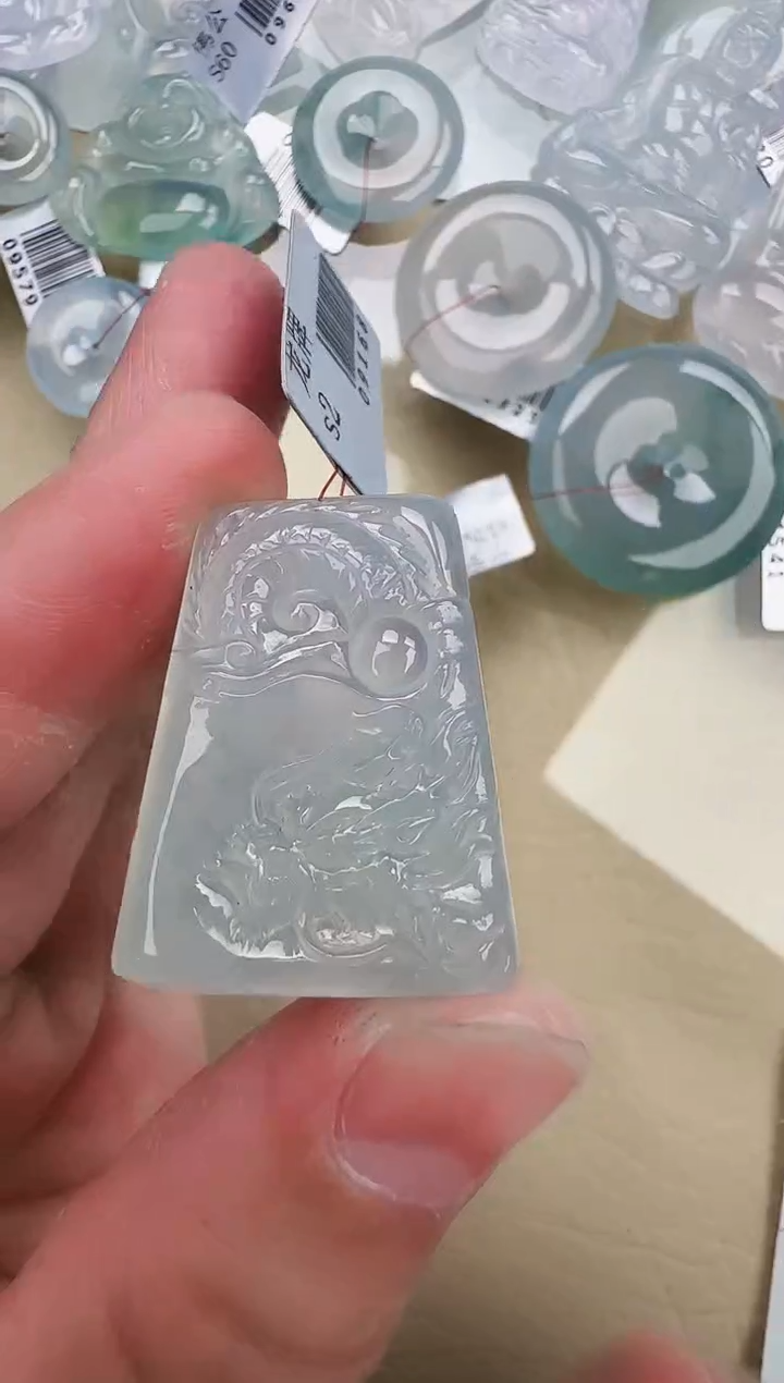 翡翠未镶嵌颈饰缅甸翡翠a货
