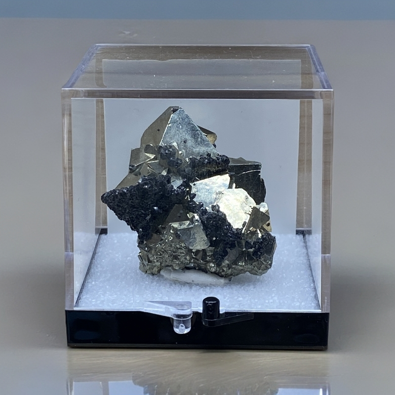 矿物晶体秘鲁黄铁家居摆件