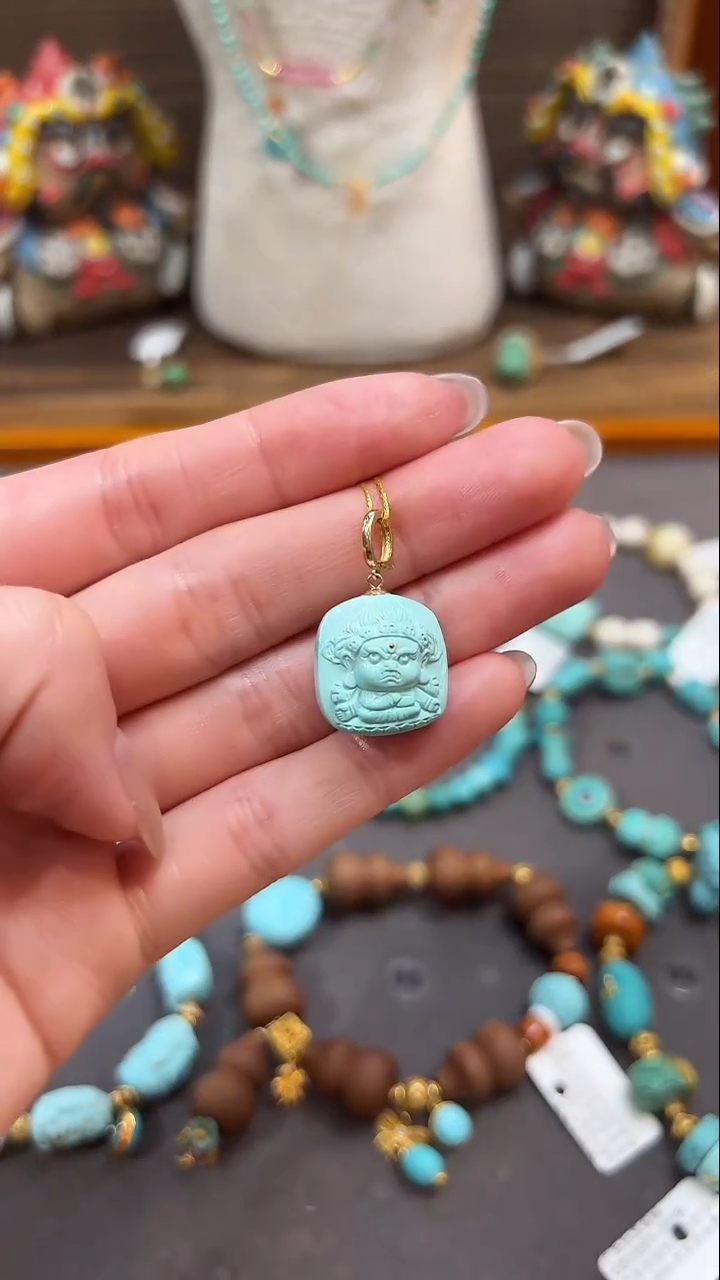 绿松石18K金镶嵌颈饰绿松石吊坠