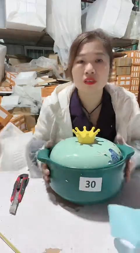 【闪购商品】30瑕疵绿锅带盖4.5，，