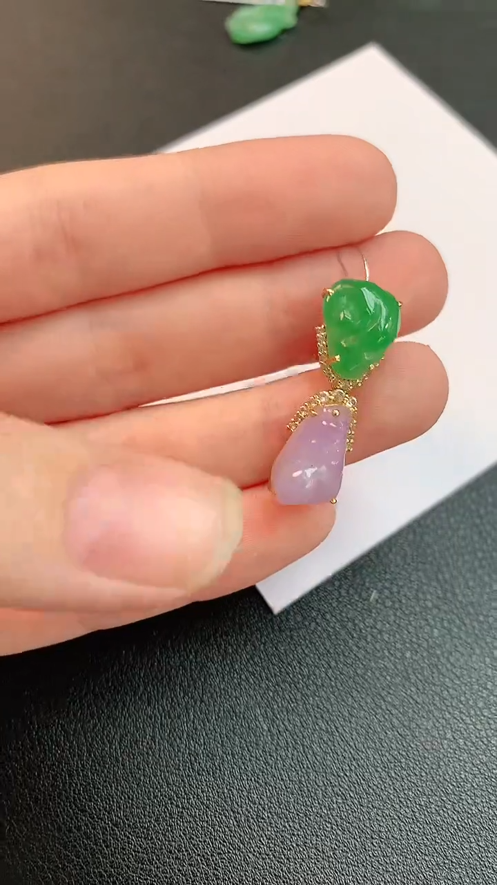 翡翠18K金镶嵌颈饰赠礼盒证书 敏