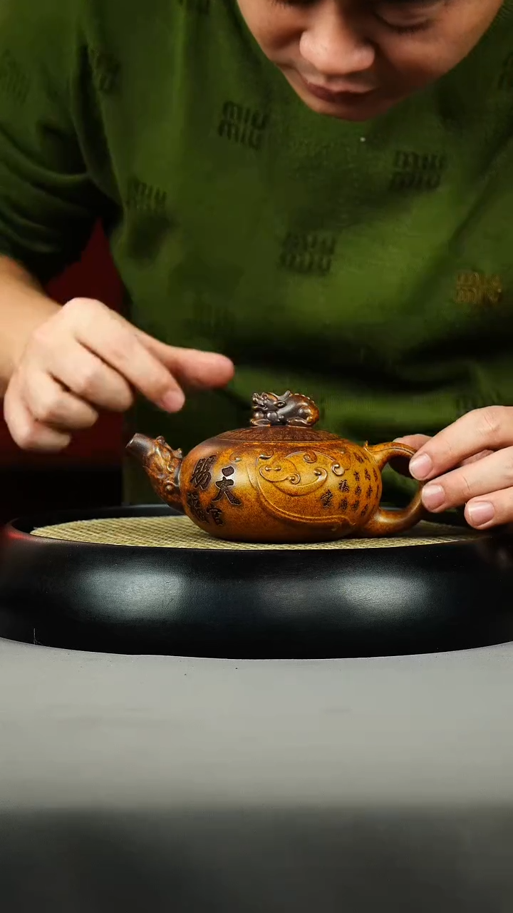 茶壶紫砂龙骨金砂 天官赐福