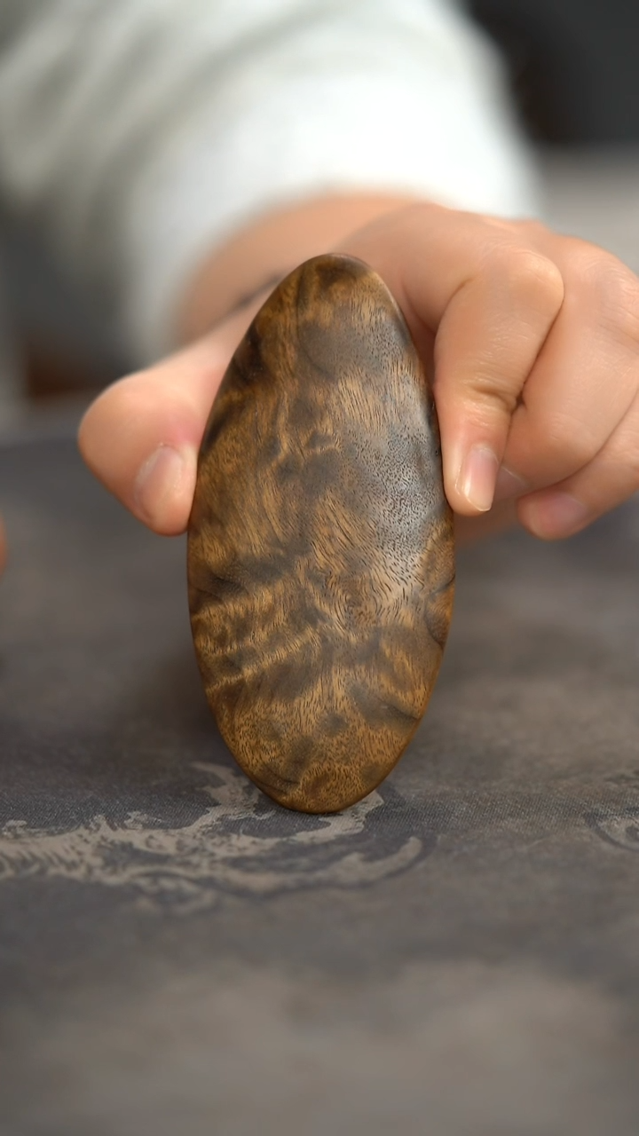 【闪购商品】金丝楠木雕084号阴沉满花纹刮刮板