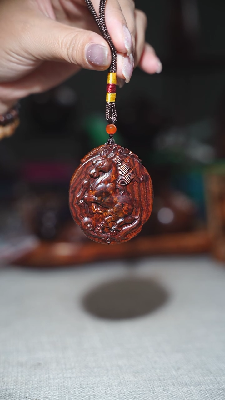 【闪购商品】黄花梨/降香黄檀把件马