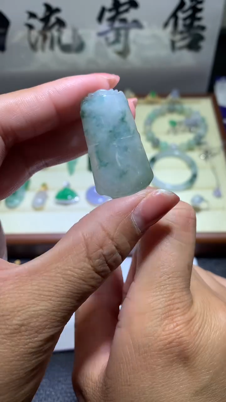 【闪购商品】翡翠颈饰18K金镶嵌046天然缅甸翡翠A货