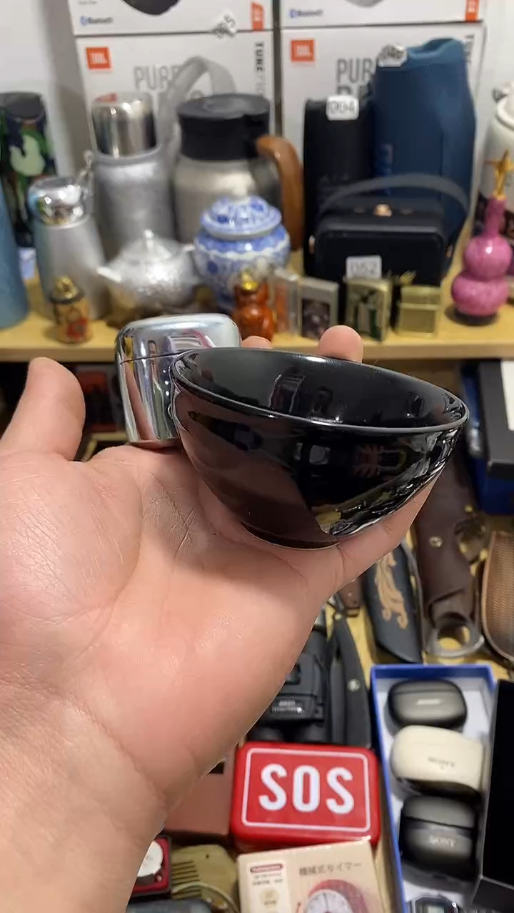 手工艺品琉璃静*闪购商品如图所示