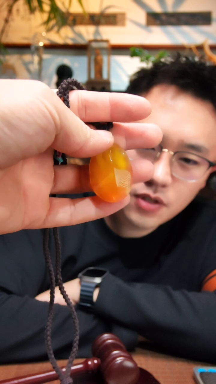 未镶嵌定制蜜蜡蜜蜡吊坠GW（竞）