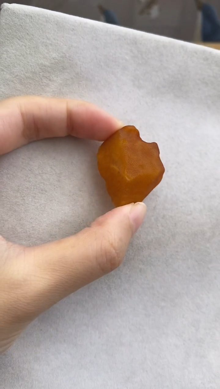 未镶嵌琥珀裸石10807154-手机坠