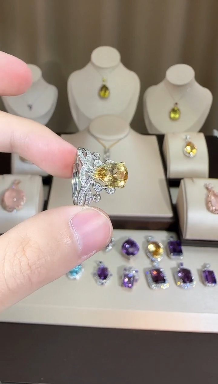 【闪购商品】黄晶戒指银S925镶嵌10*8mm