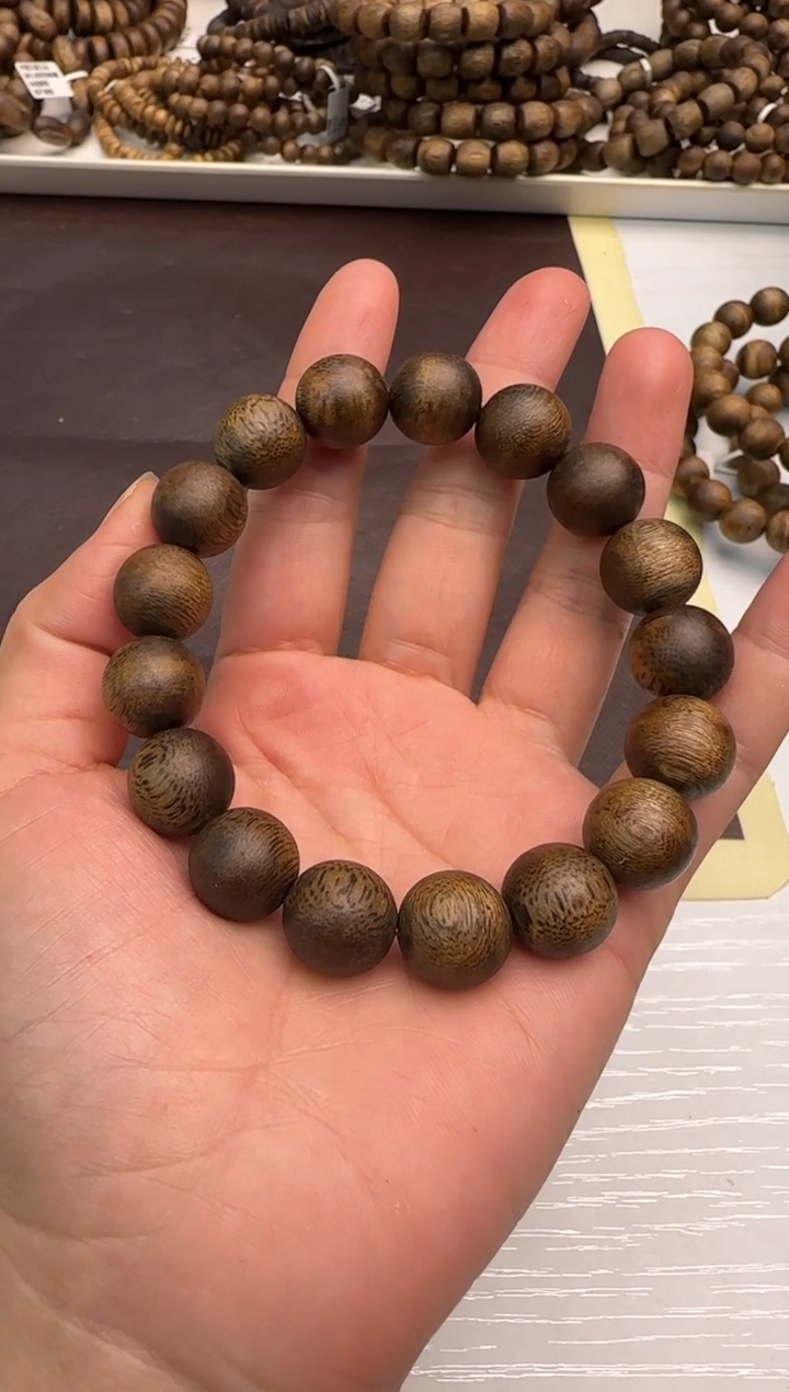 【闪购商品】沉香手串海南奇楠老顶圆珠13mm16g多样性发1