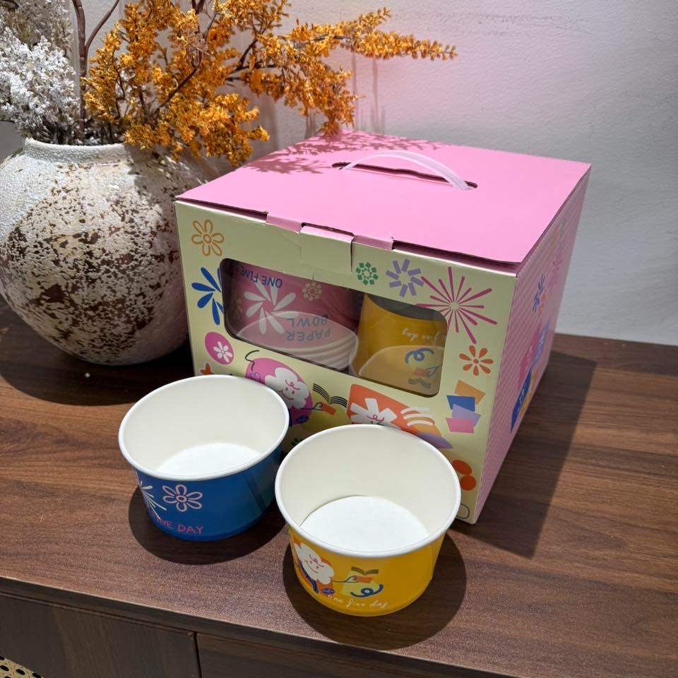 一次性纸碗打包盒卡通图案隔热防烫餐盒家用聚会圆形纸餐具礼盒装