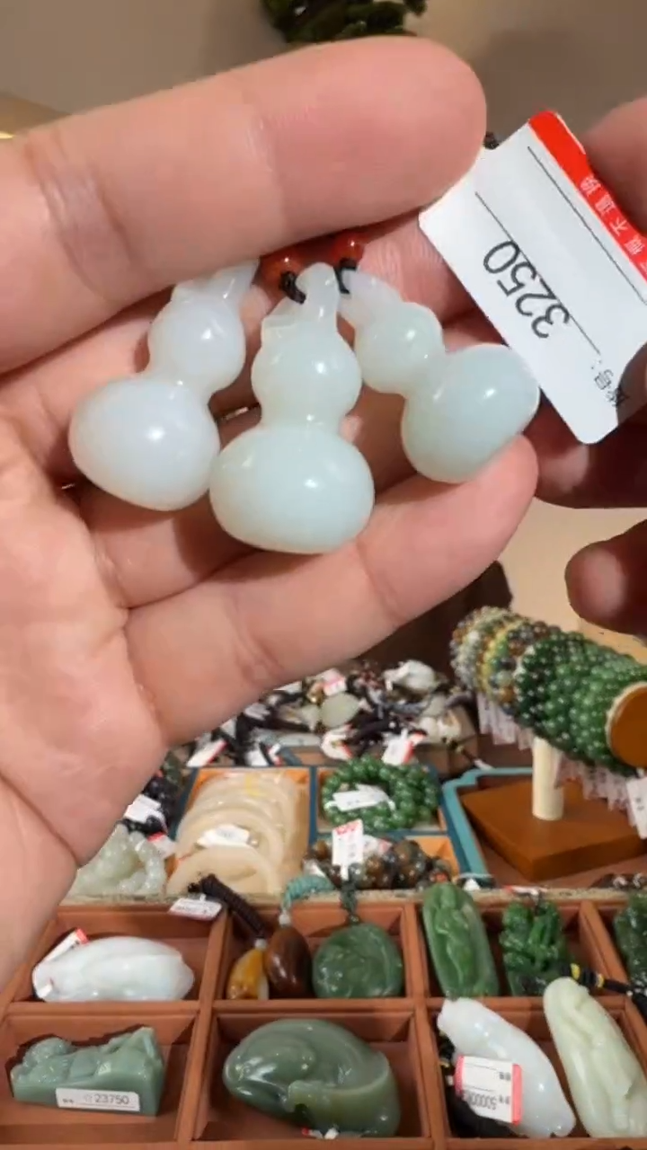 颈饰未镶嵌和田玉1多样性发货其中一件