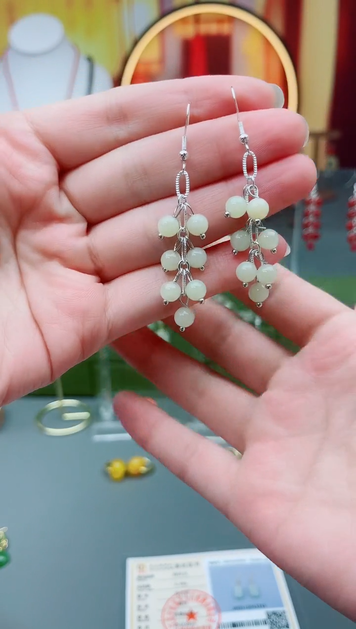 未镶嵌和田玉耳饰a220000