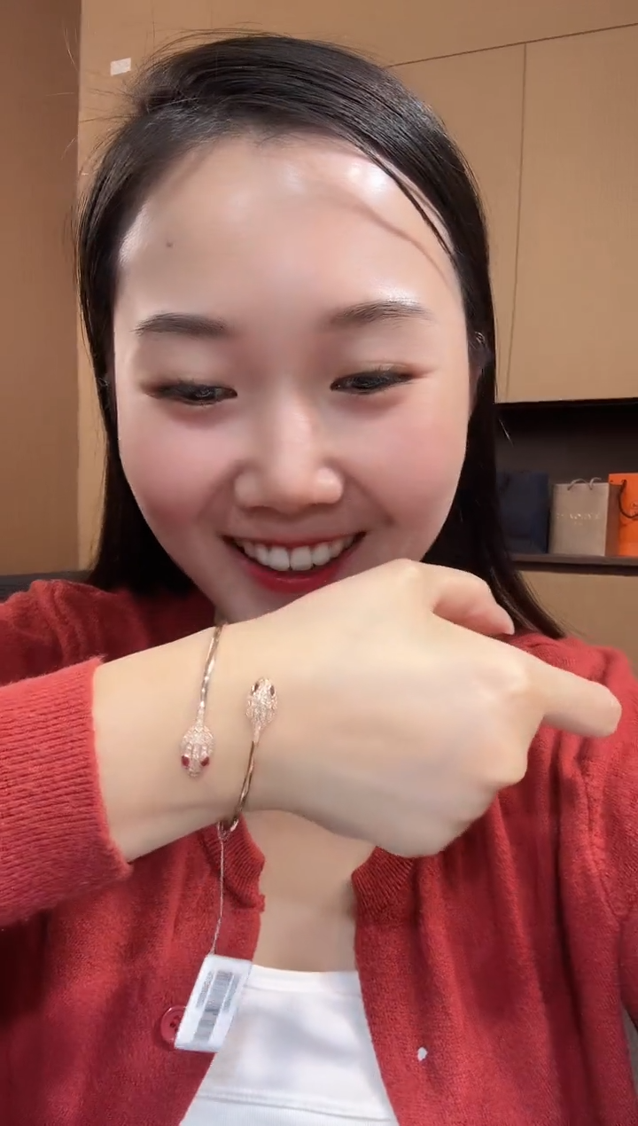 【闪购商品】钻石手镯18K金镶嵌k玫双头蛇手镯XY