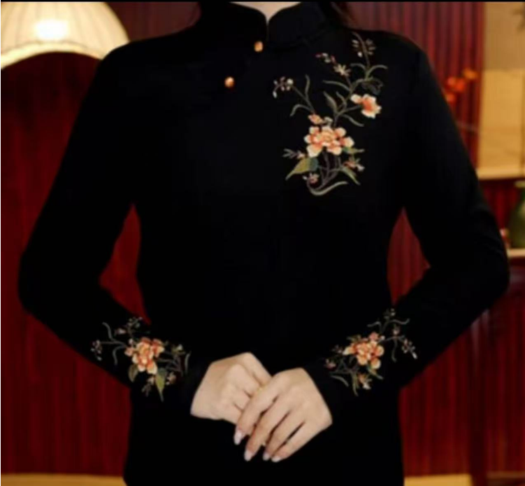 [花笺] 柒夫人高定加厚旗袍领新中式刺绣打底衫--蓉蓉
