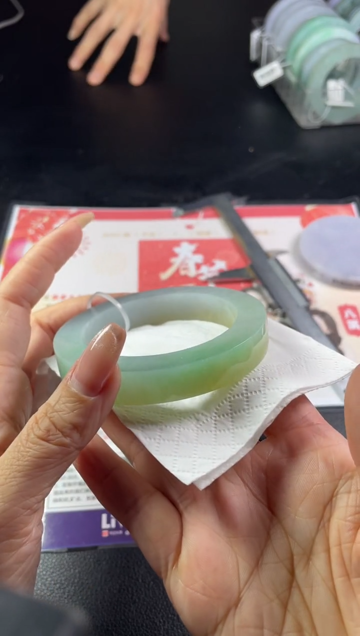 【闪购商品】定制翡翠手镯未镶嵌定制手镯LCG/DZS