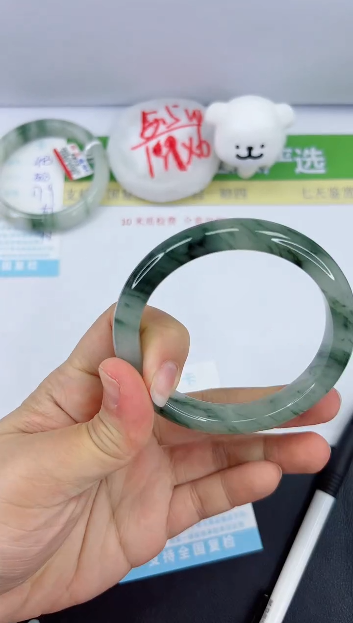 【闪购商品】石英质玉手镯未镶嵌454-62.2