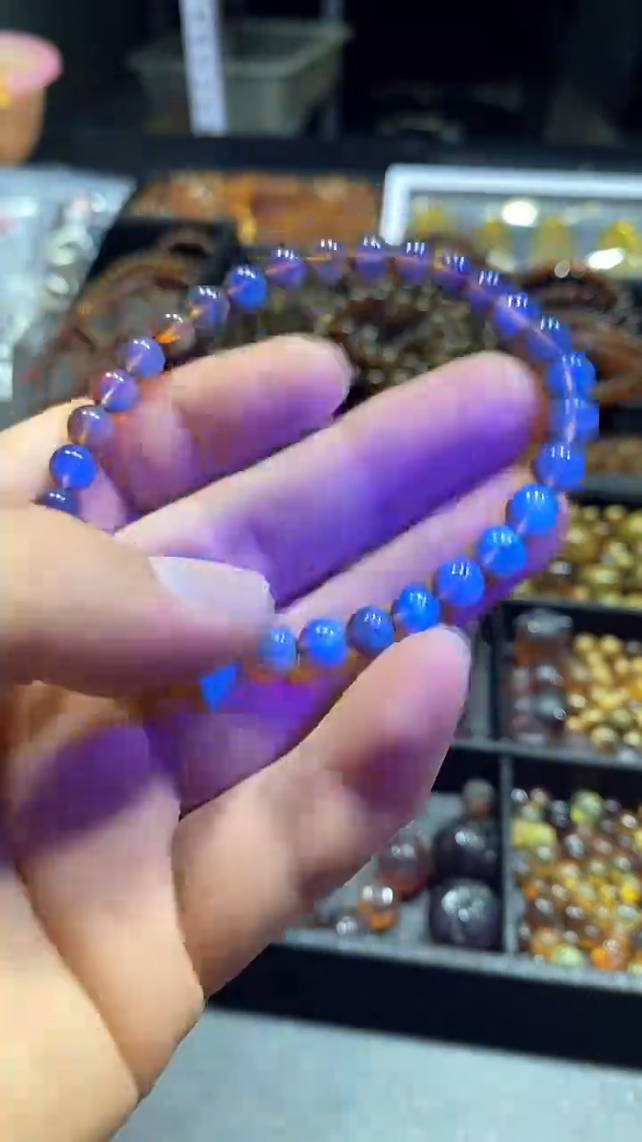 绿珀颈饰未镶嵌天然缅甸琥珀狐狸面具手串6+
