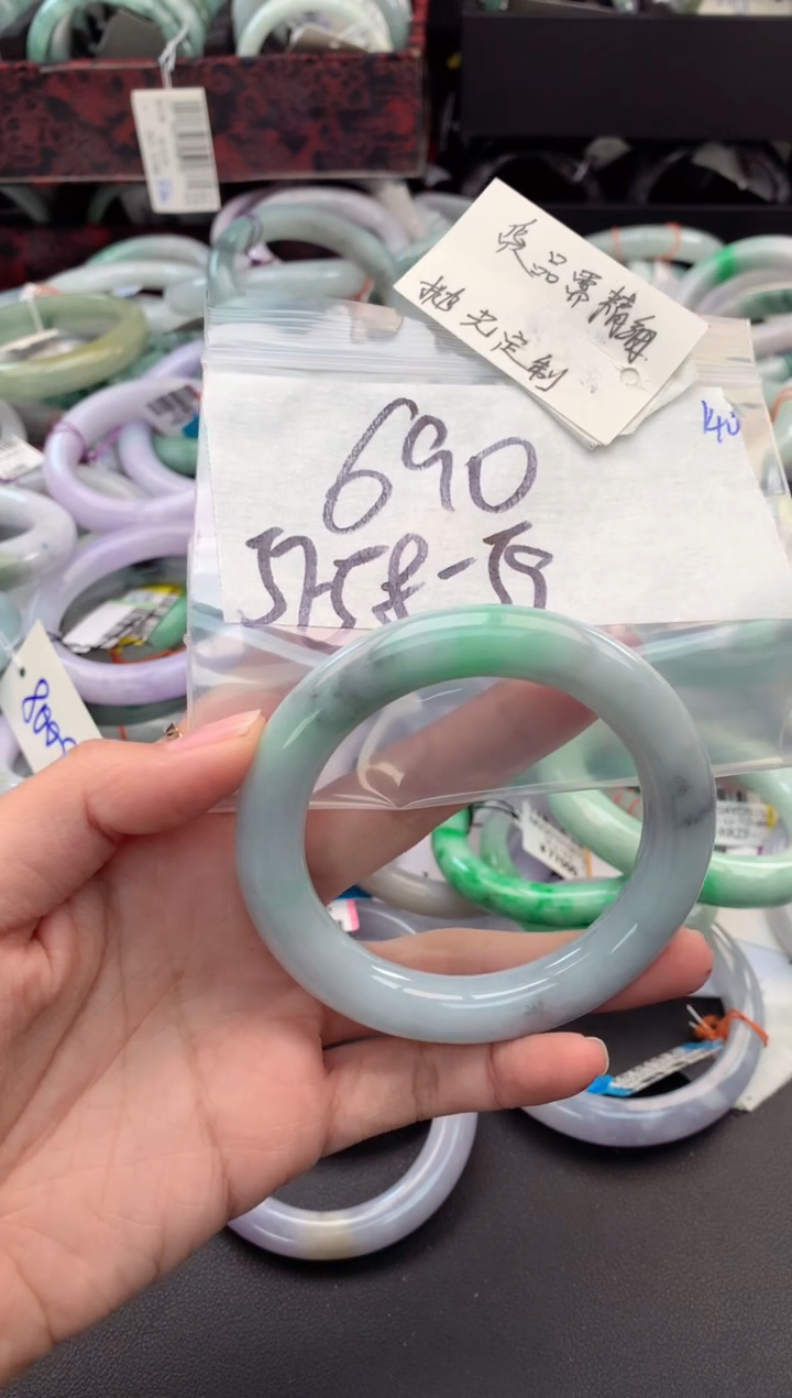 【闪购商品】定制翡翠未镶嵌毛货需精细抛光+多人