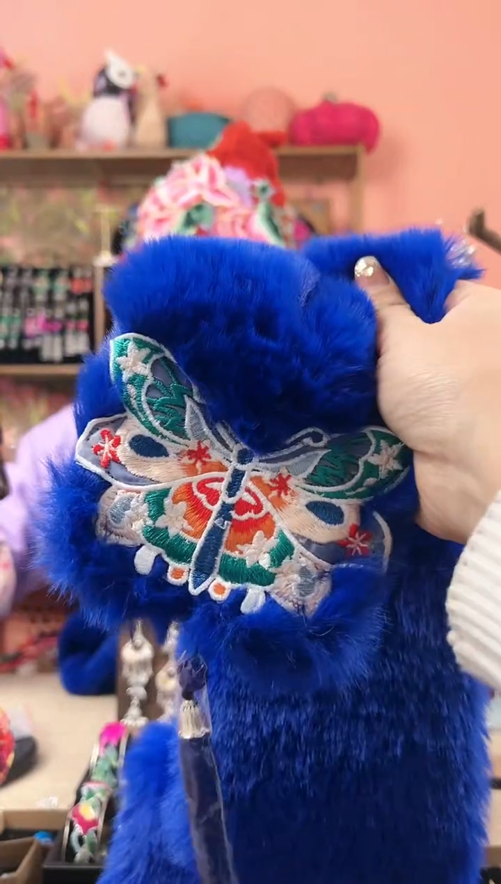 【闪购商品】织绣民族风老绣饰品293