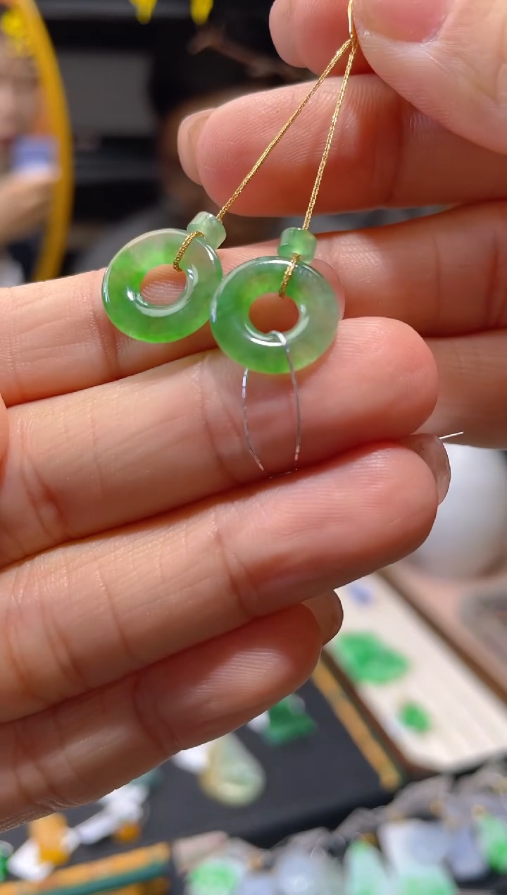 【闪购商品】翡翠颈饰18K金镶嵌假一赔三