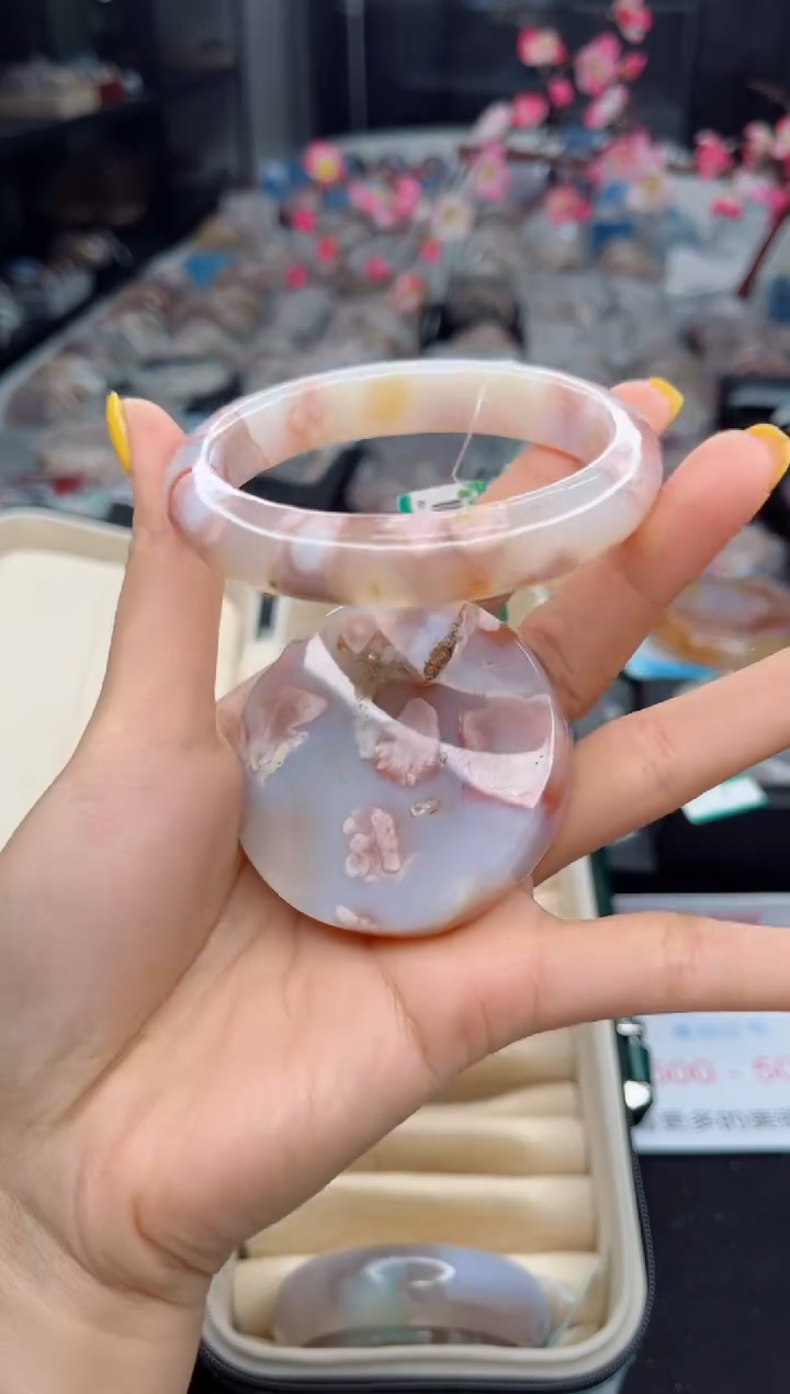 石英质玉未镶嵌手镯56圈口（赠送镯心）6507043