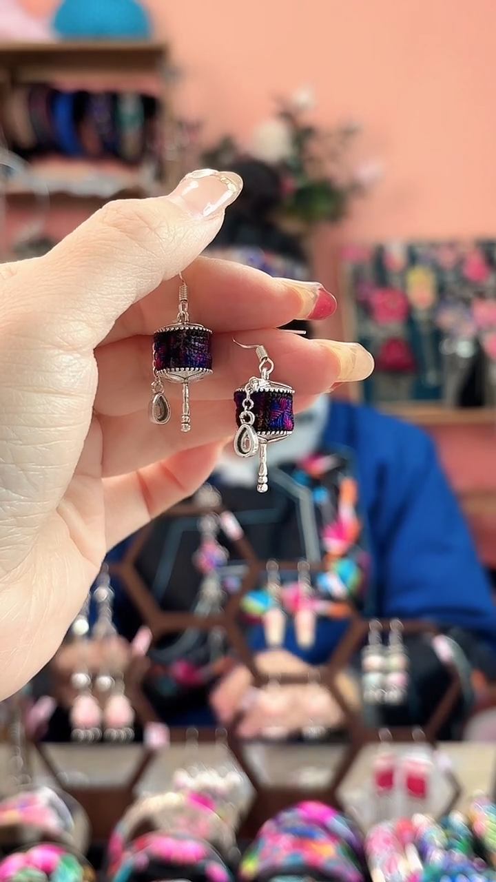 艺枝独绣手工饰品  20