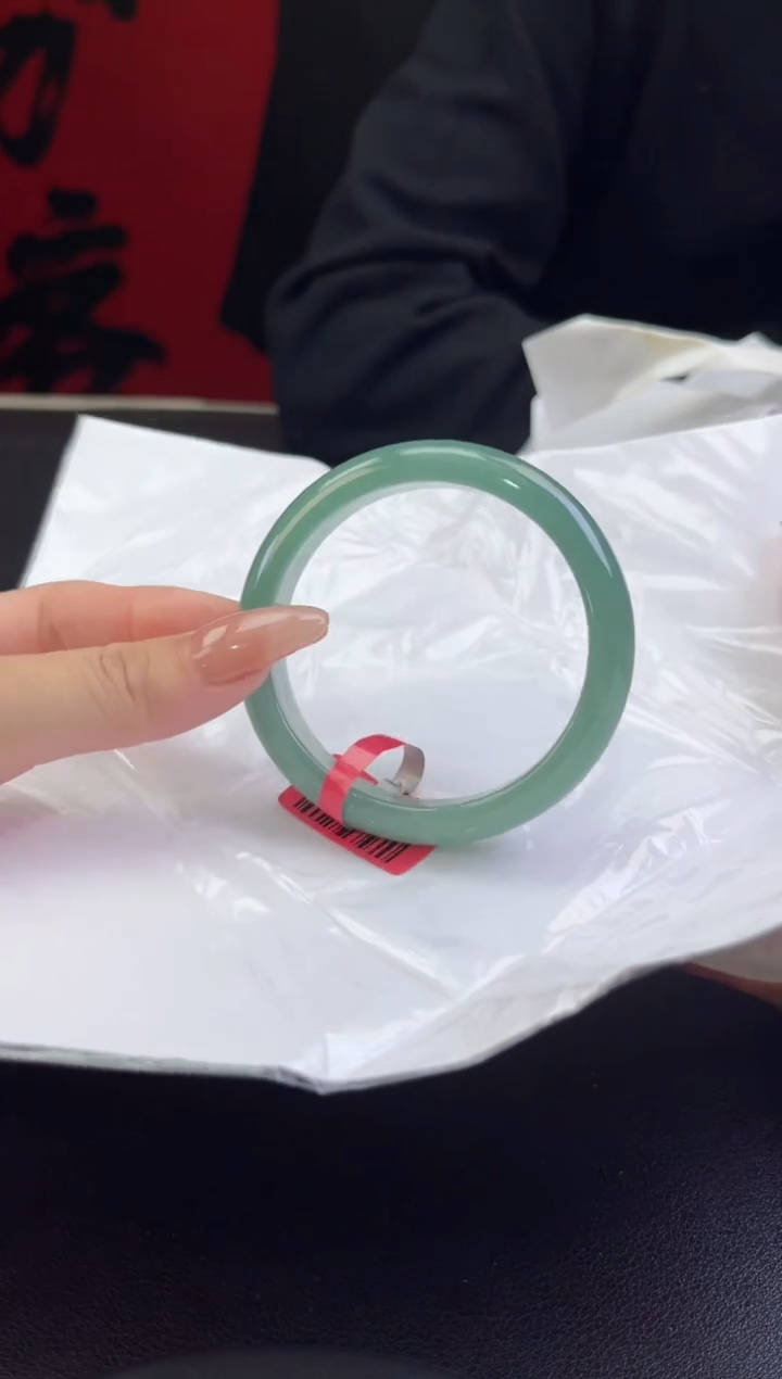 【闪购商品】翡翠手镯未镶嵌翡翠手镯