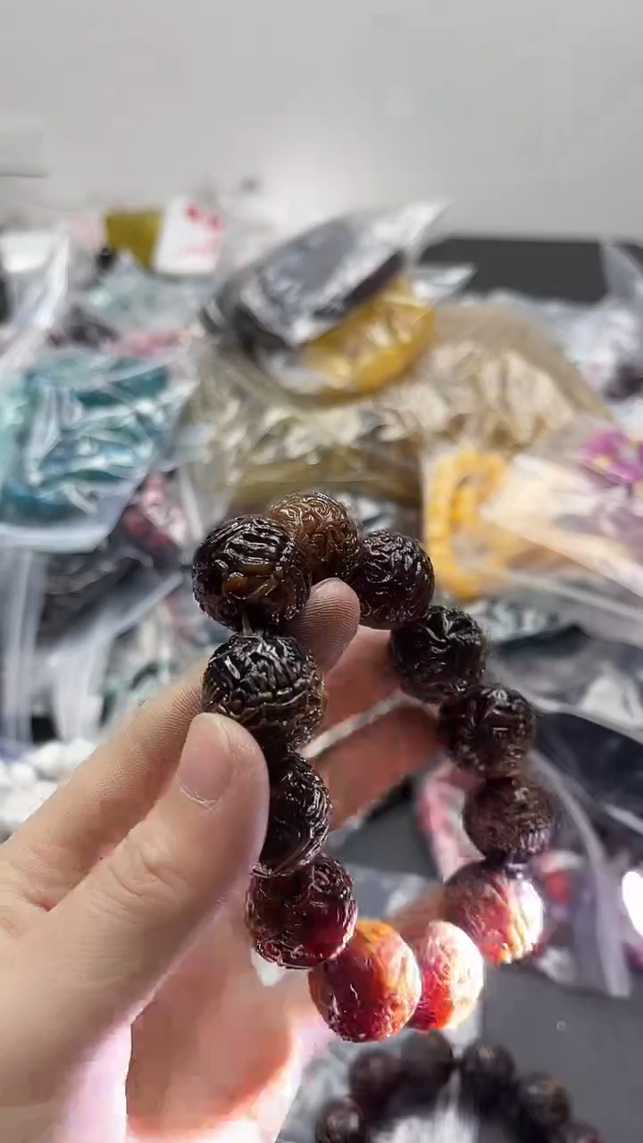 【闪购商品】硅化珊瑚手串未镶嵌140