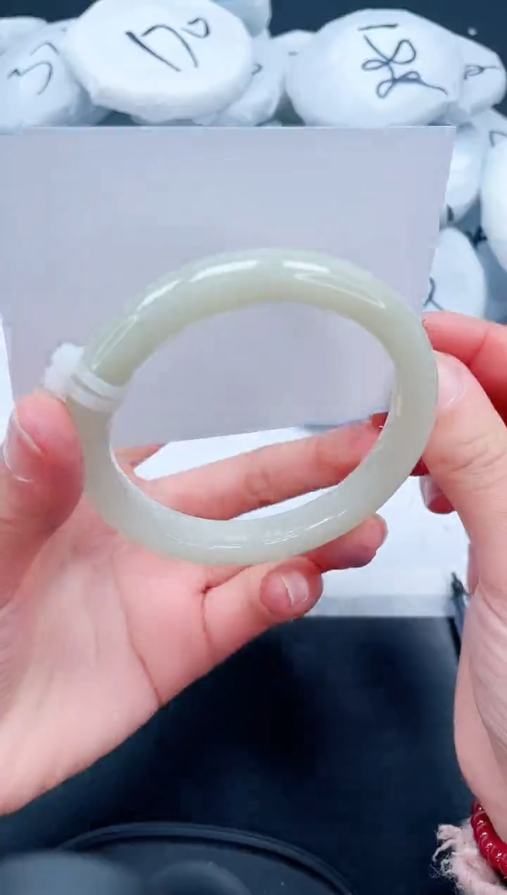 【闪购商品】和田玉手镯未镶嵌474-58