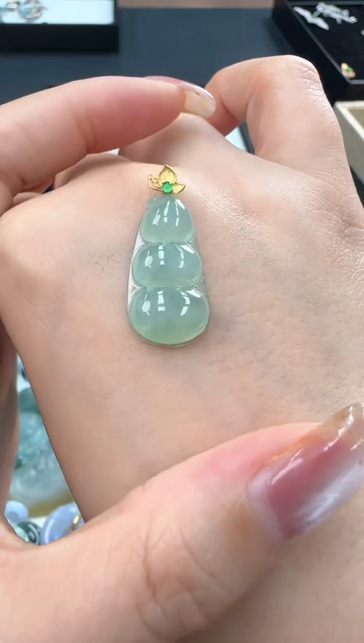 【闪购商品】翡翠颈饰18K金镶嵌250213148