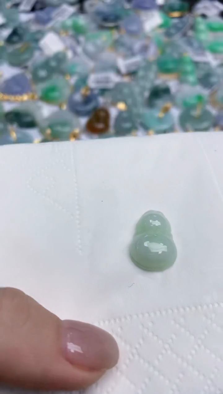 【闪购商品】翡翠颈饰未镶嵌天然缅甸翡翠A货