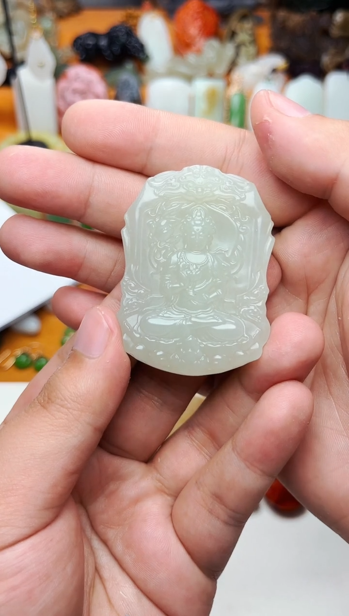 【闪购商品】和田玉颈饰未镶嵌观音01