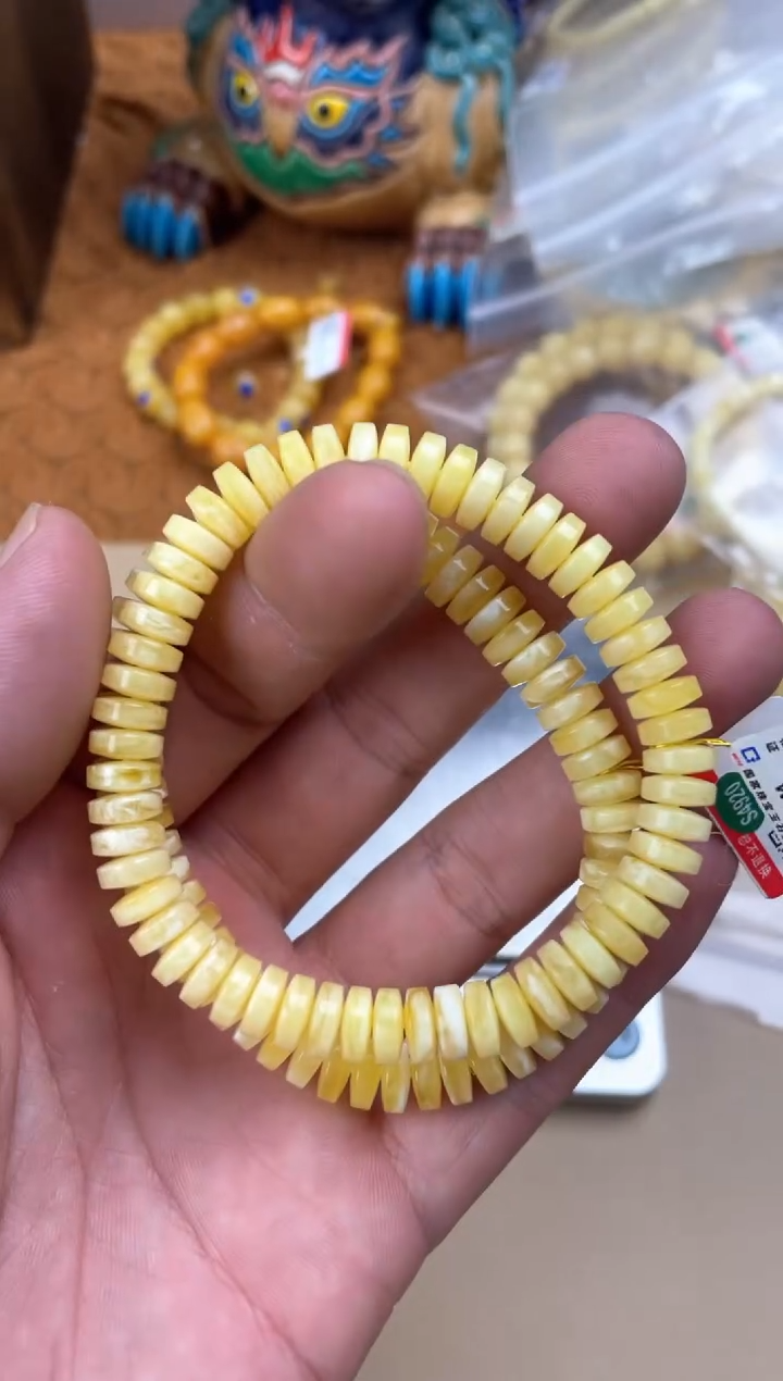 裸石蜜蜡未镶嵌WML8566多样性发其中一件