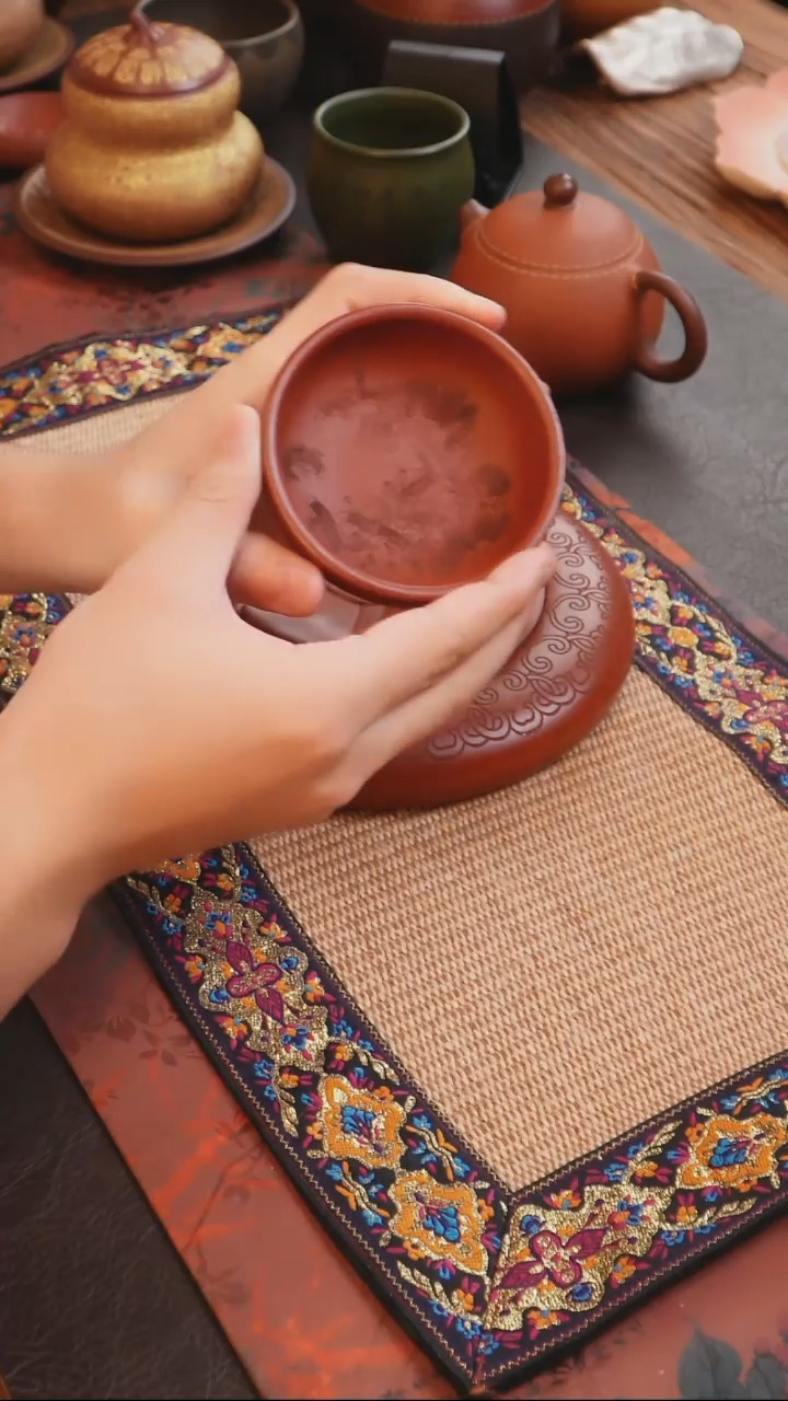 紫砂茶叶罐爱莲说