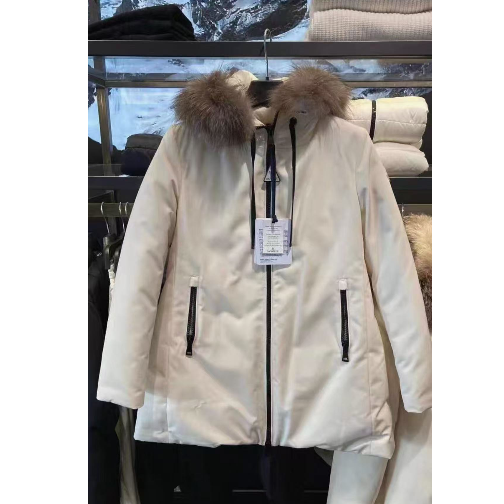 99新 MONCLER 双双臻选/aa00443/蒙口羽绒服