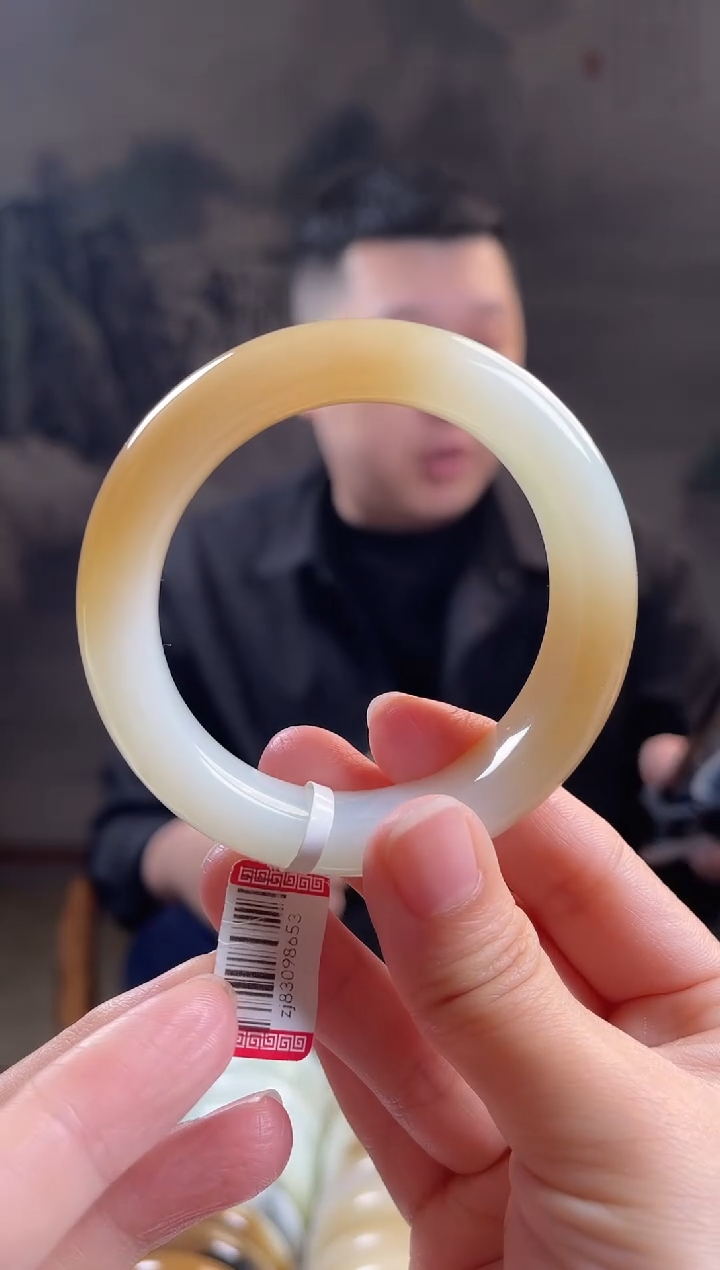 未镶嵌手镯和田玉53+圈口8653